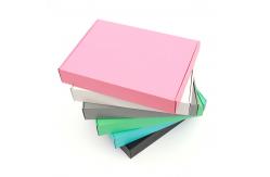 China Recyclable CMYK Takeout Paper Box For Garment Packaging supplier