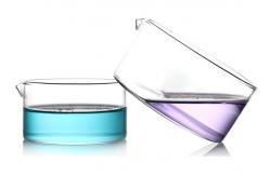 China IEC 60335-2-25 Cylindrical Borosilicate Glass Vessels φ190mm φ85mm supplier