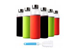 China Premium 500ml Borosilicate Glass Water Bottle with Silicone Sleeve supplier