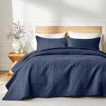 China Quilt Bedding Set for All Seasons,Modern Style Microfiber Soft Floral Pattern Coverlet Set for sale