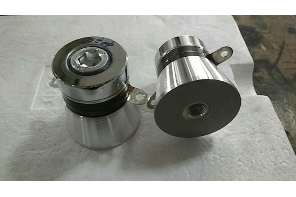 Remote Control 50W 40K Piezoelectric Ultrasonic Transducer For Cleaning Tank