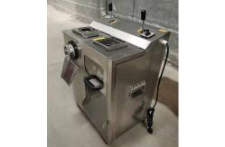 China Semi Automatic Multifunctional Meat Dicer Machine 2200W supplier