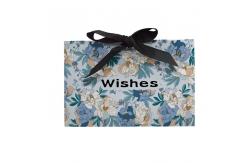 China Recycled Materials Custom Triangle Wedding Candy Box Creative Chocolate Candy Paper Box supplier