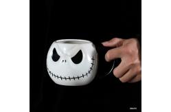 China Halloween Skull Cup With Handle Lidless Ceramic Cup Funny Water Mocha Cup 600ML supplier