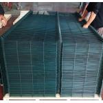 1.8 M High 3d Curved Metal Welded Steel Iron Wire Mesh Fencing