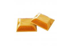 China Roadway Safety G105 Led Strobe Solar Square Plastic Road Stud For Highway supplier