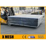 Vertical Wire Spacing 75mm Galvanized Metal Mesh Fencing Green Ral 6005 Railway for sale