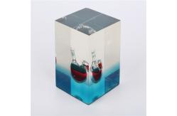 China Personalized Transparent Square Paper Weight , Liquid Filled Paperweight supplier
