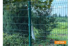 China Rectangle Post PE Coating 50*200mm Wire Mesh Security Fence supplier