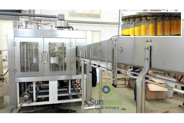 500ml Drink Juice Tea Filling Machine / Bottling Monoblock Filling Machine