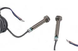 China Magnetic Metal Inductive Proximity Switch , M8 Inductive Proximity Sensor supplier