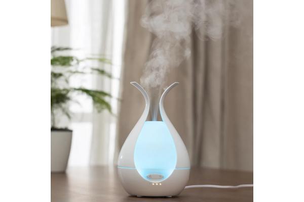200ml Aromatherapy Essential Oil Diffuser Smart Aroma Diffuser OEM ODM