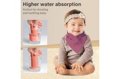 China Soft Triangular Muslin Cotton Bibs Infant Feeding Bib For Unisex Baby supplier