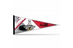 China 68D Polyester Felt Pennant Flag Silk Screen Printing Waterproof supplier