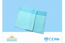 China Disposable Incontinence Bed Pads / Breathable Blue Hospital Bed Pads supplier