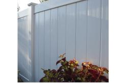 China Easy Installation PVC Full Privacy Vinyl Yard Fence Panel supplier