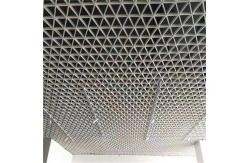 China Extruded Grille Triangle Shaped Ceiling Design ISO9001 Light Weight supplier