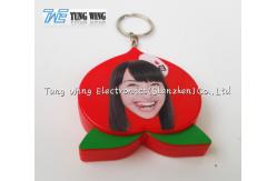 China OEM Funny Red Peach Shaped Musical Keyring , Custom Talking Keychain supplier