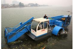 China 8 Cubic Capacity Lake Weed Cutter Machine For River Waterweed Reed Harvester supplier