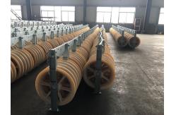China 660*560*110mm Sheave Diameter Transmission Stringing Blocks For Bundles Conductor supplier