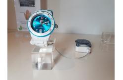 China Alarmed Snapper With Watch Strap Clamp For Smartwatch Display supplier