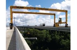 China 5m 60m Span Mobile Gantry Crane With Single Hook supplier
