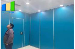 China Function Hall Foldable Acoustic Partition Panels With Moveable Pass Door supplier