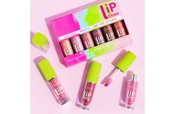 China Eco Friendly Empty Lip Gloss Tubes Customized Design Plastic Lip Oil Containers supplier