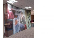 China Removable 110 Microns Self Adhesive Vinyl Sticker Transparent UV Printing supplier