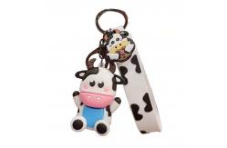 China Personalized 3D Silicone Cow Animal Keyrings Pendant Keychain for Purse and Backpack supplier