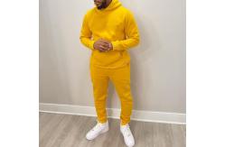 China Bulk Plain 100 Cotton Sweatsuit Set Two Pieces Tech Fleece Jogging Suits Windproof supplier