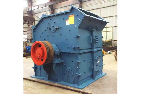 Brick And Tile Impact Crusher Machine With 1500x1500mm Specifications