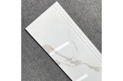 China Carrara White Ceramic Stairs Floor Step Tiles Acid Resistant supplier