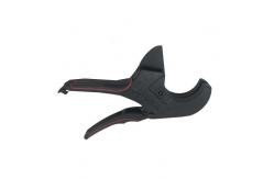 China Manual 63mm Plastic Pipe Cutter With Ergonomic Grips supplier