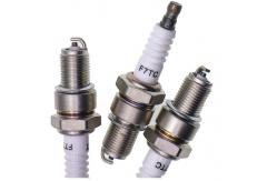 China Fuel Saving Auto Spark Plugs F7TC Equivalent F6tc Wr7dc + W20ep-U supplier