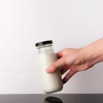200Ml 250Ml 500Ml Transparent Clear Iced Drinks Milk Glass Bottles With Lid