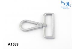 China Anti Rust Bag Metal Buckle Hook With Polish And Electroplating Surface supplier