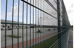 China Powder Coated 2D Double Wire Fence Black 868 Mesh Fence Panel supplier