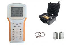 China Handheld Ultrasonic Chilled Water Flow Meter Wide Bi - Directional Flow Range supplier