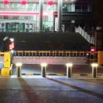 Static 30 Tons Surface Mounted Bollard Dynamic 60 Tons  3 Seconds Fall Hydraulic Bollard for sale