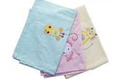 China Durable Customized Baby Crib Bedding Sets Cute Animal Print Crib Sheets supplier