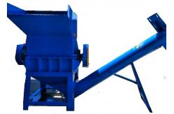 China Customizable Beverage Bottle Plastic Crusher Machine For Recycled Plastic Factory supplier