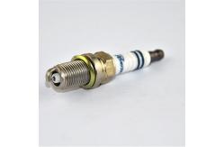 China Single Gold Precious Metal Spark Plug Match for MITSUBISHI supplier