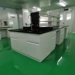 Sturdy Flexible Lab Island Bench Chemical Resistant Laboratory Table With Sink for sale