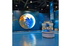 China Creative 220V Indoor Circular Round Led Screen Display For Retail Advertising supplier