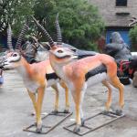 110V 220V Realistic Animal Statues With Movement / Sound Customization