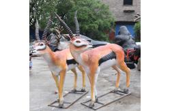 China 110V 220V Realistic Animal Statues With Movement / Sound Customization supplier