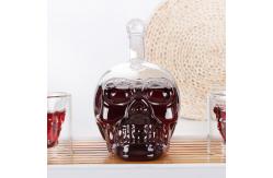 China Borosilicate Glass Wine Decanter Odd Shaped 700ml Capacity Easy To Wash supplier