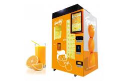 China Auto Multipayments Fresh Orange Juice Vending Machine With Display Screen supplier