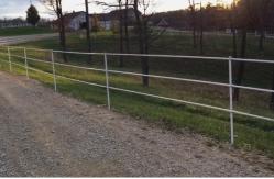 China UV Resistant Fiberglass Pipe Fence 6 Foot Lightweight Easy To Install supplier